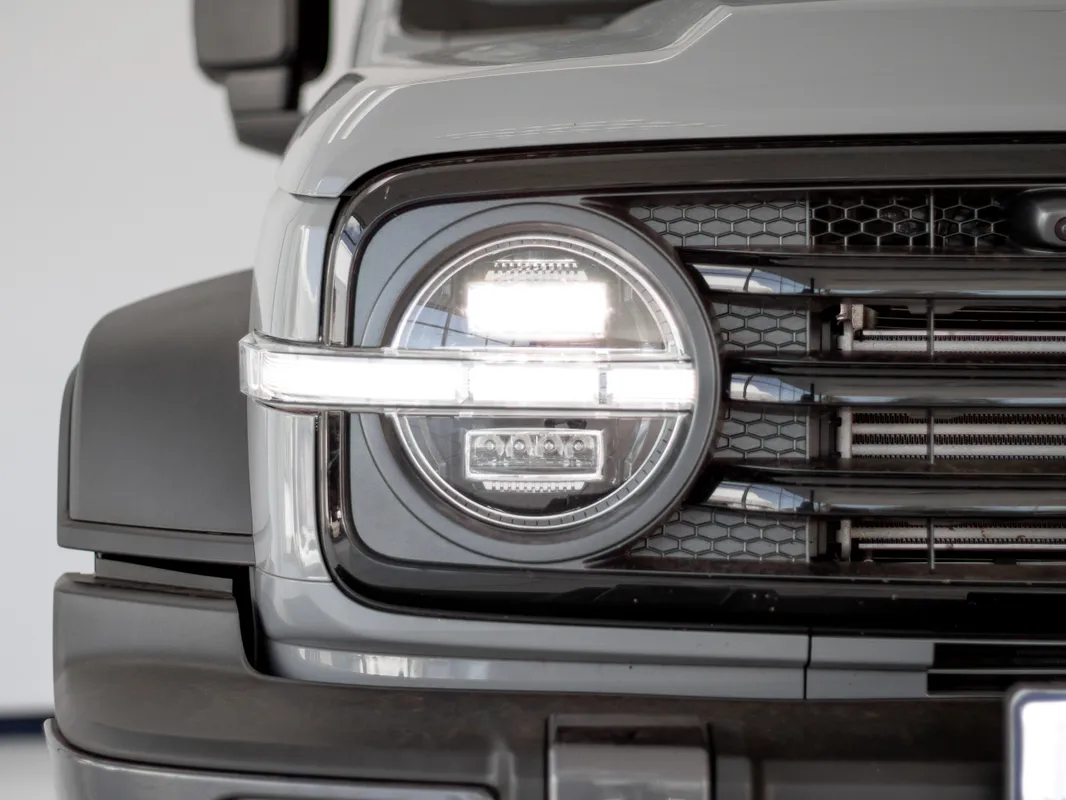 GWM Tank 300 2.4TD 9AT 4X4 Super Luxury - Image 3