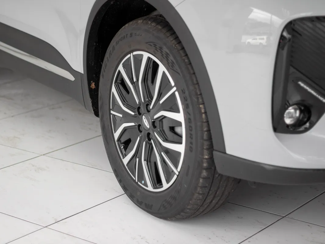 Chery Tiggo 7 1.5T CSH Plus DHT (PHEV) - Image 5