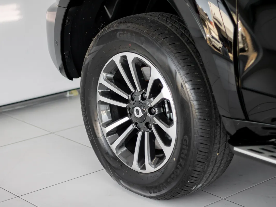 GWM P500 2.4T 9AT 4X4 Super Luxury - Image 6