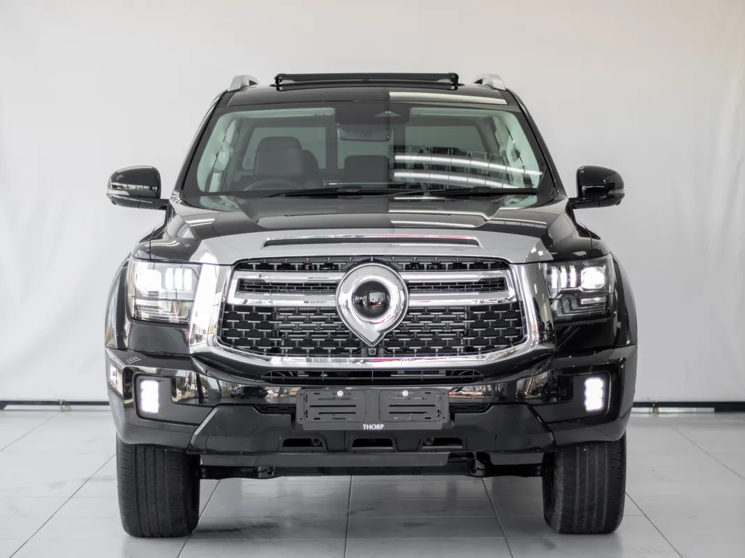 GWM P500 2.4T 9AT 4X4 Luxury - Image 2