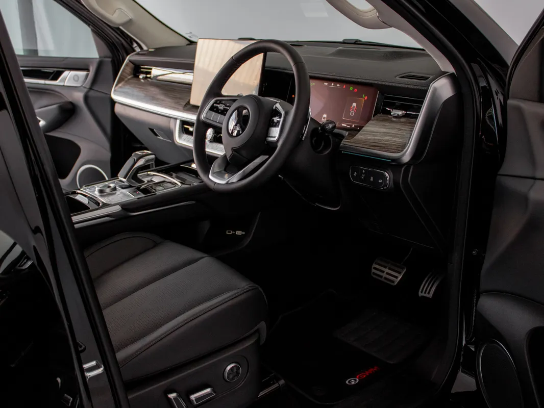 GWM P500 2.4T 9AT 4X4 Luxury - Image 7