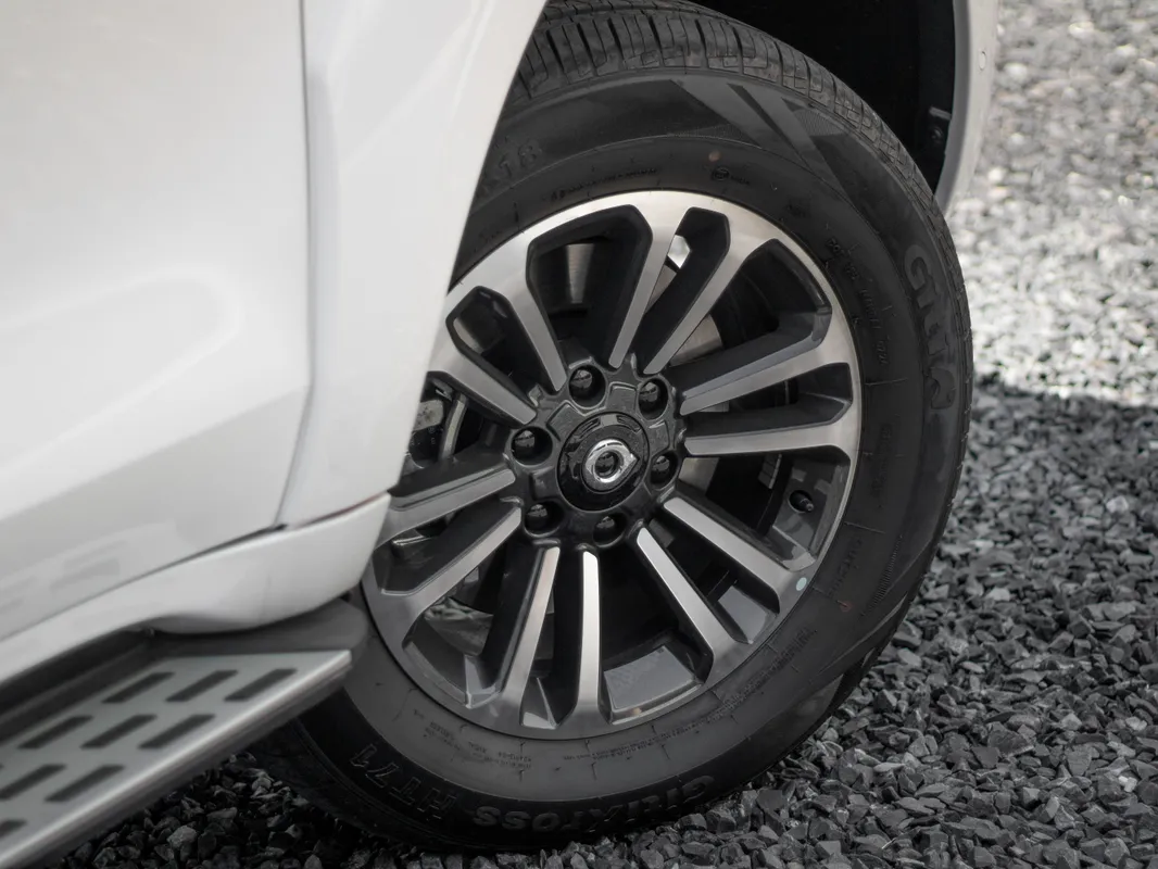 GWM P500 2.4T 9AT 4X4 Luxury - Image 7