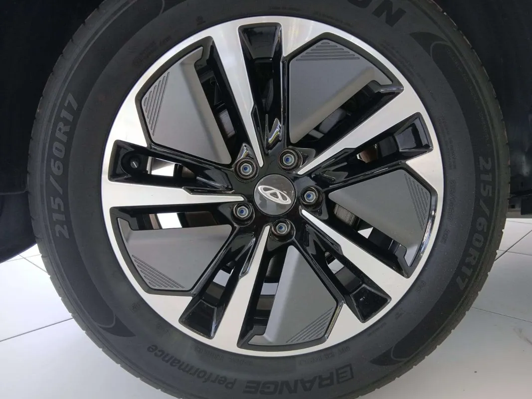 Chery Tiggo 4 Cross 1.5 HEV Comfort DHT - Image 10