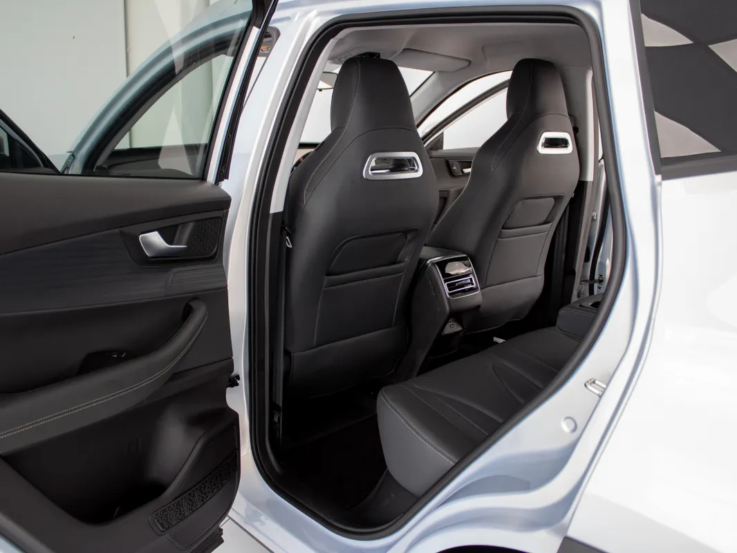 Chery Tiggo 4 Cross 1.5T ME DCT - Image 10