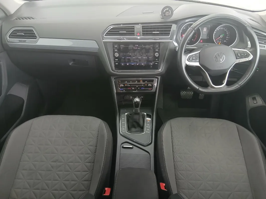 Volkswagen Tiguan 1.4 TSI Life DSG - Image 18