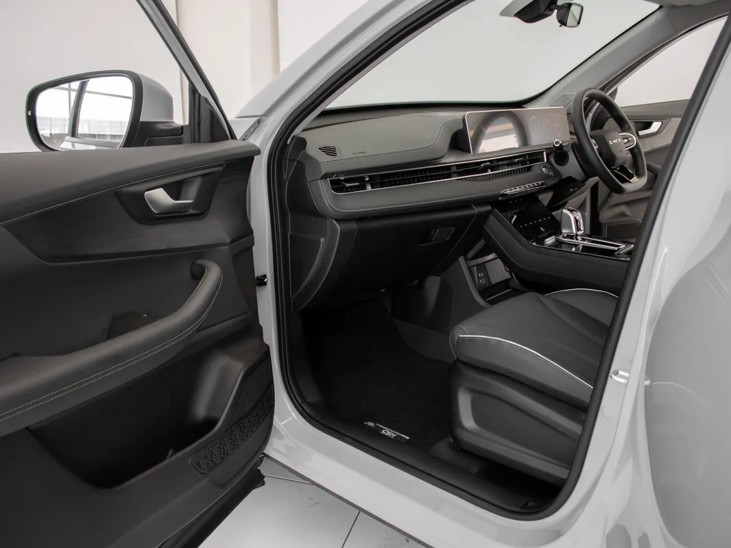 Chery Tiggo 4 Cross 1.5 HEV Comfort DHT - Image 11