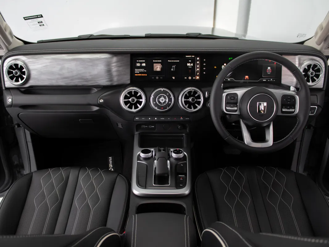 GWM Tank 300 2.4TD 9AT 4X4 Ultra Luxury - Image 11