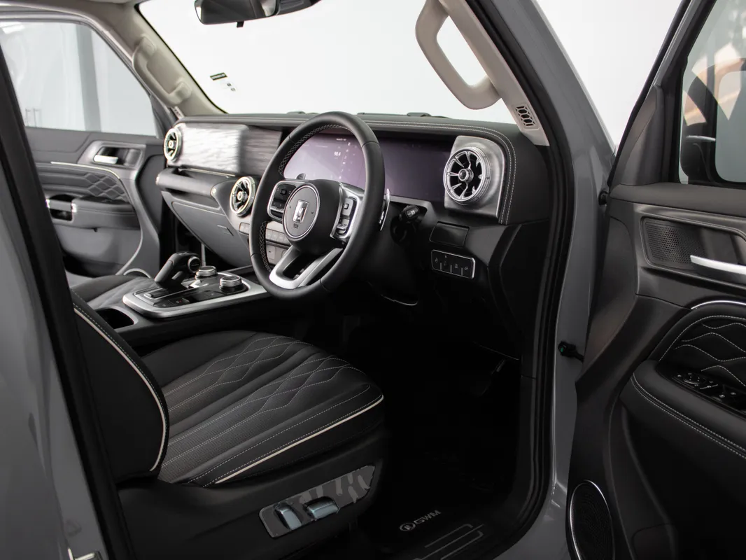 GWM Tank 300 2.0T 8AT 4X4 Super Luxury - Image 14