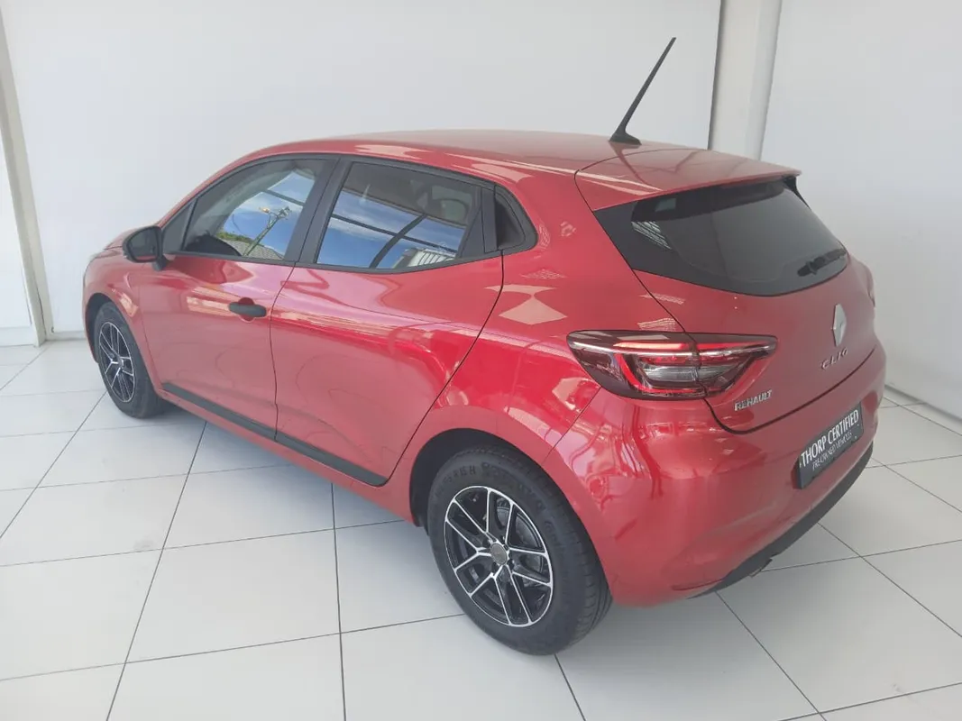 Renault Clio V 1.0T Life - Image 6