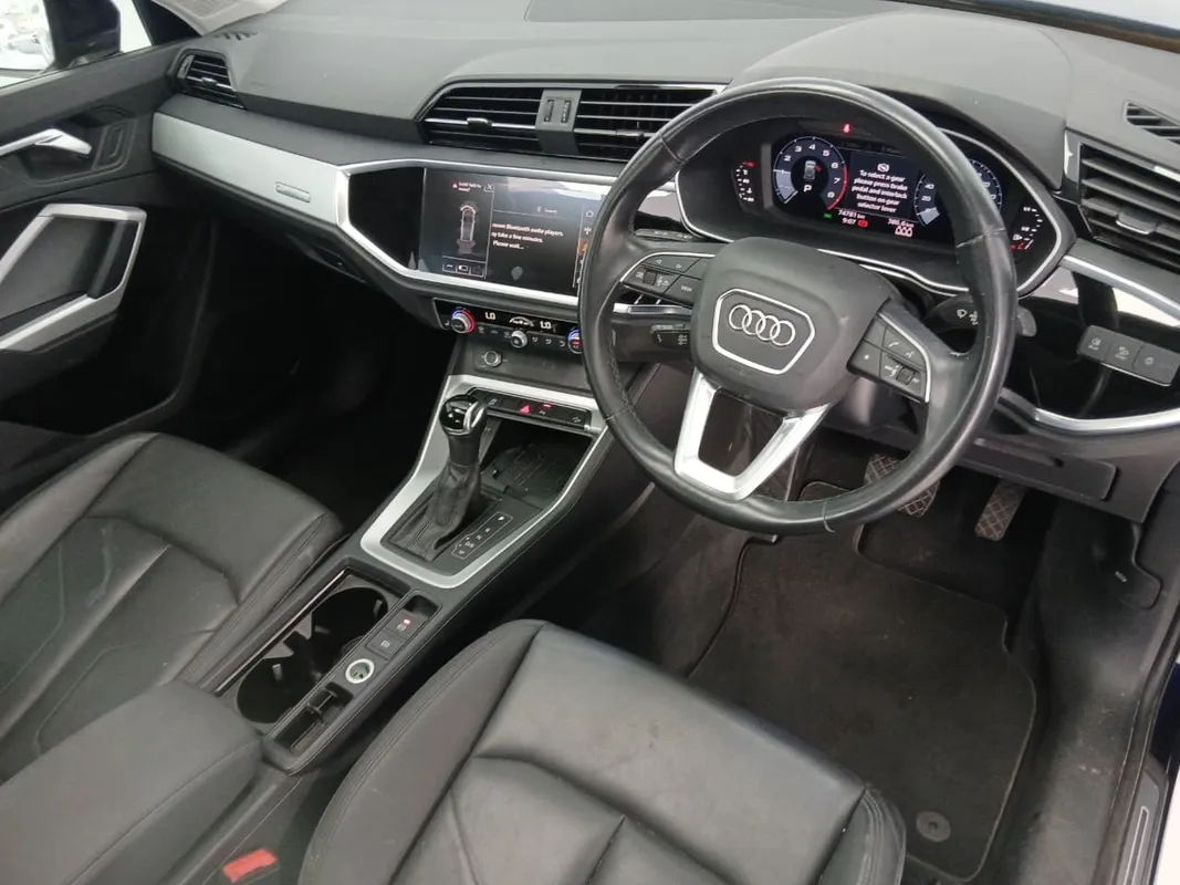 Audi Q3 35 TFSI S Tronic - Image 8