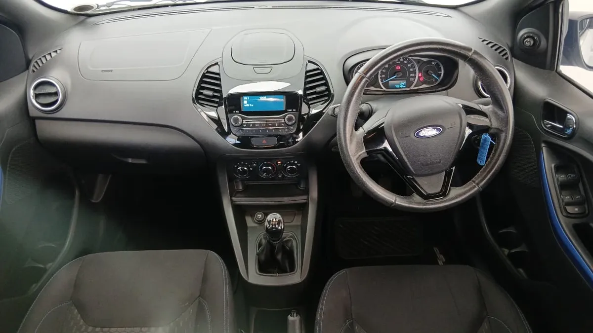 Ford Figo sedan 1.5 Trend - Image 9