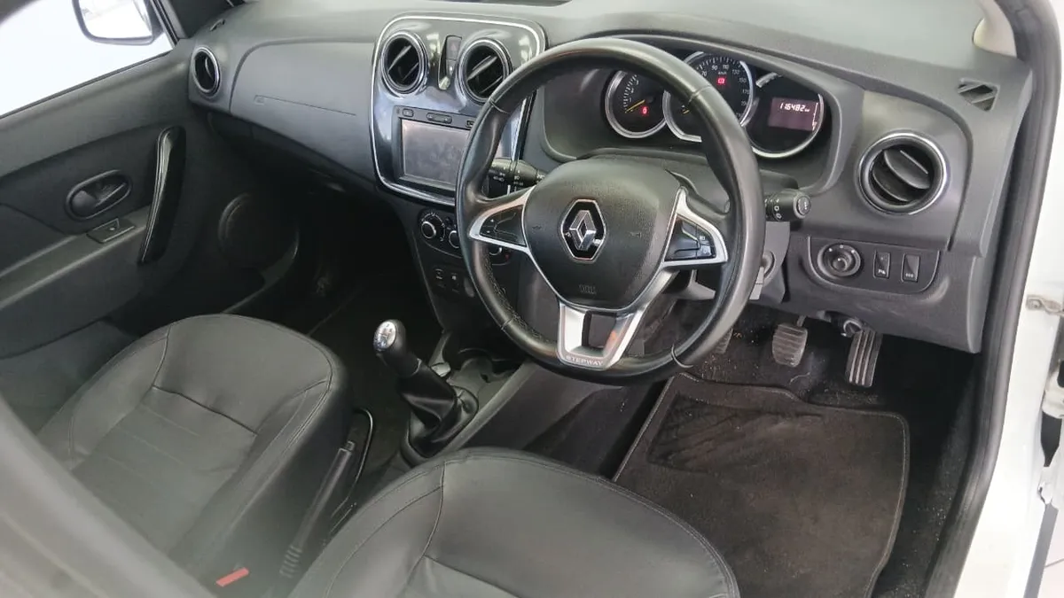 Renault Sandero 900T Stepway Plus/Techroad - Image 8