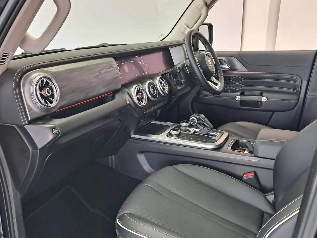 GWM Tank 300 2.4TD 9AT 4X4 Ultra Luxury - Image 9