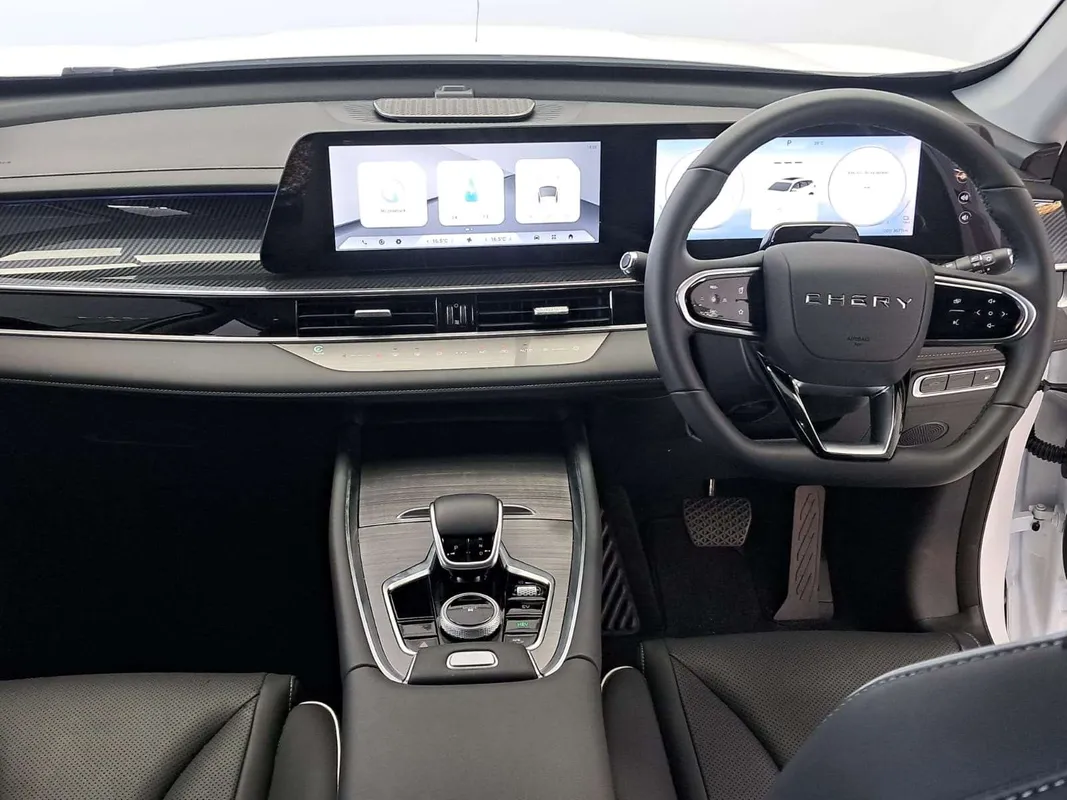 Chery Tiggo 7 1.5T CSH Ultra DHT (PHEV) - Image 9
