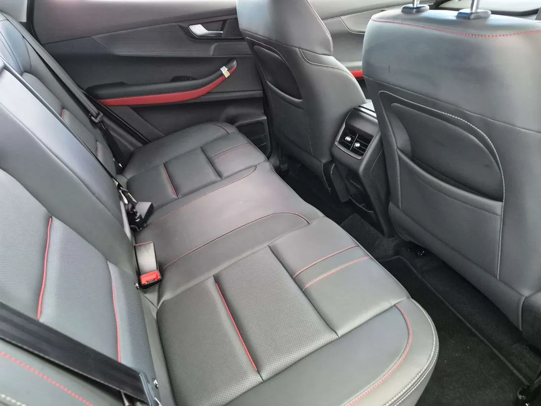 Chery Tiggo 4 Pro 1.5 LiT CVT - Image 9