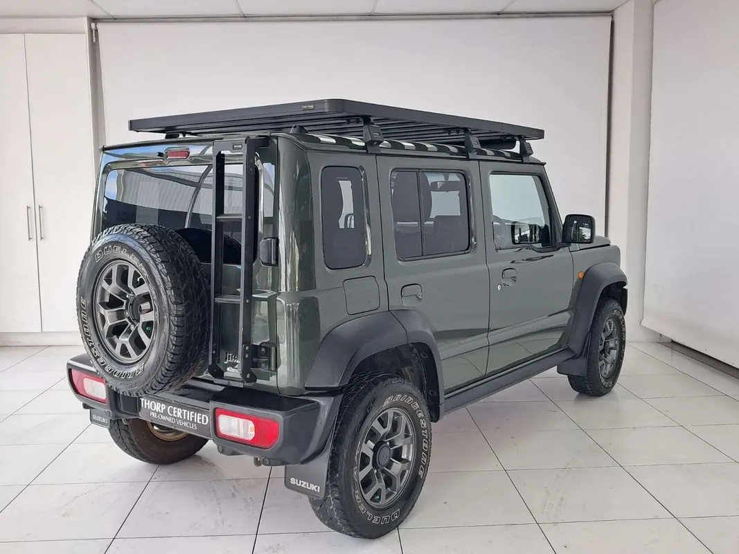 Suzuki Jimny 1.5 GLX 5Dr - Image 4