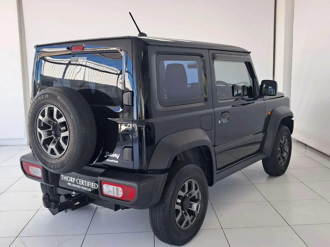 Suzuki Jimny 1.5 GLX - Image 4