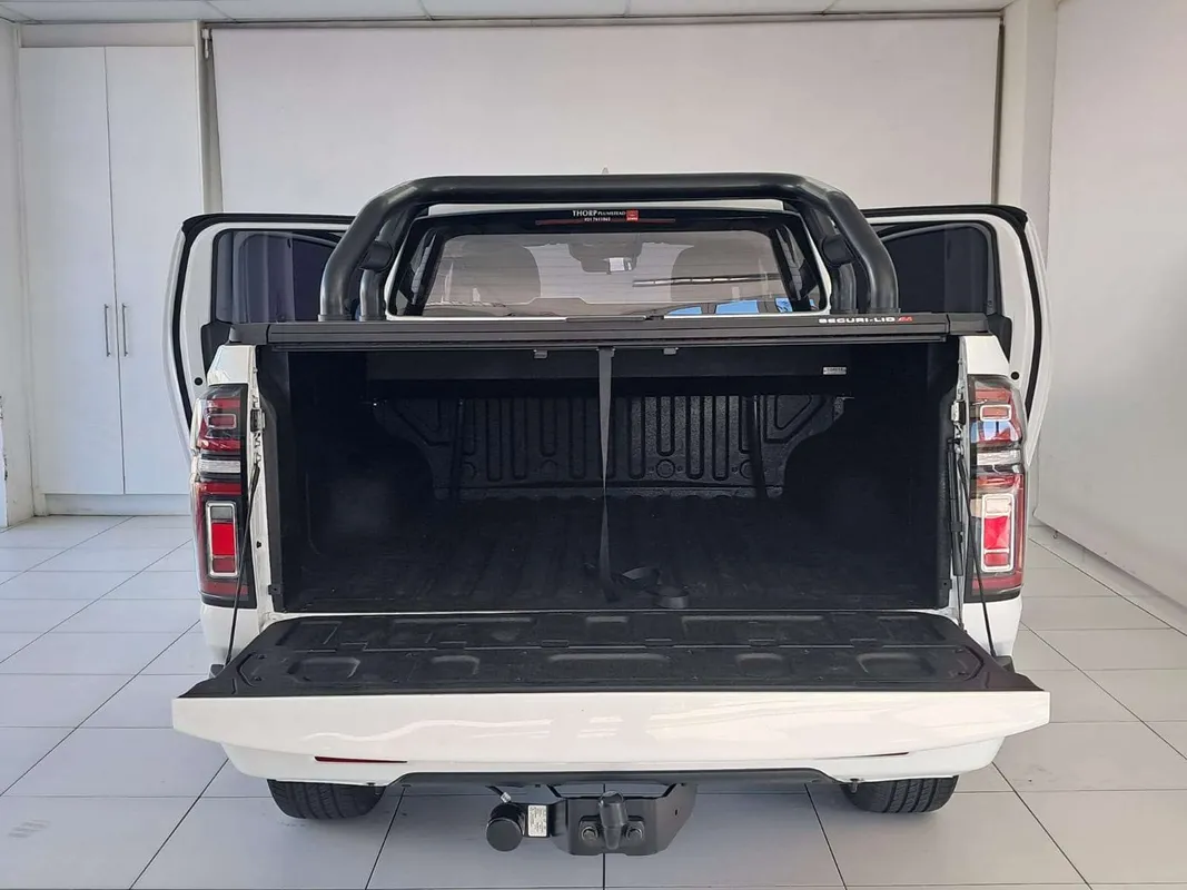 GWM P300 2.4TD LS 4X4 9AT - Image 5