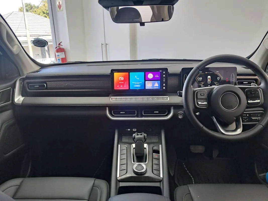 GWM P300 2.4TD LS 4X4 9AT - Image 9