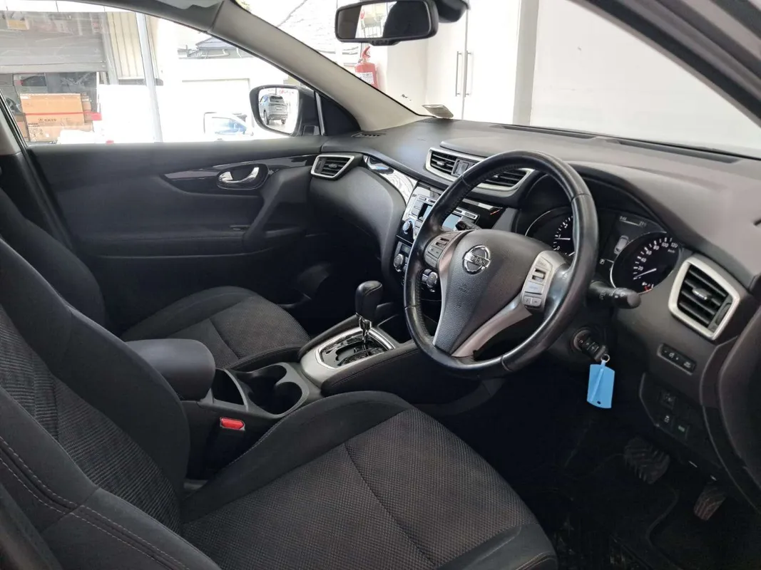 NISSAN QASHQAI 1.2T ACENTA CVT - Image 8