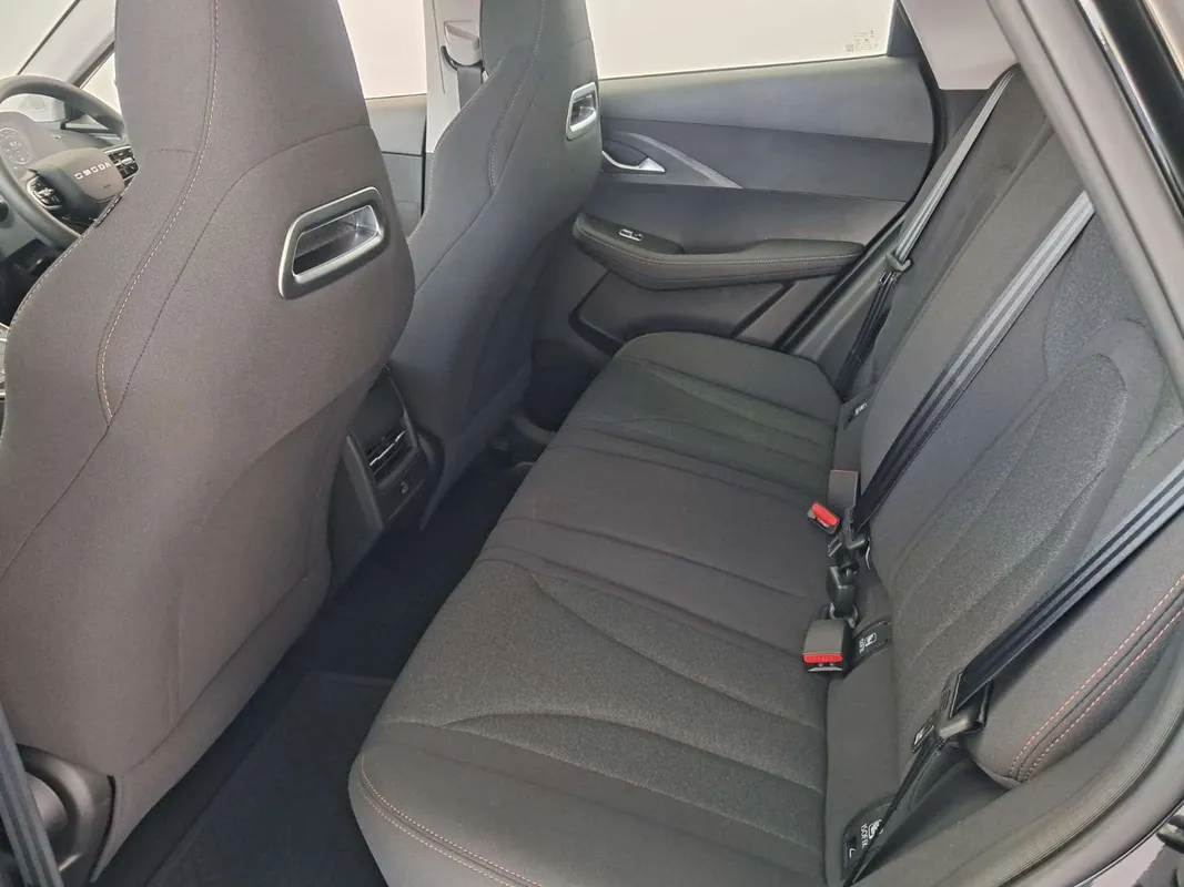 OMODA C5 1.5T Street + - Image 11