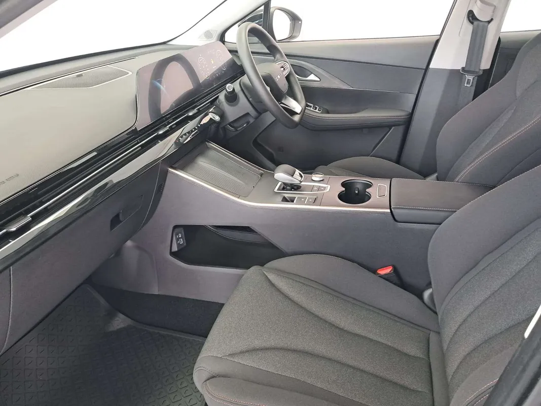 OMODA C5 1.5T Street + - Image 9