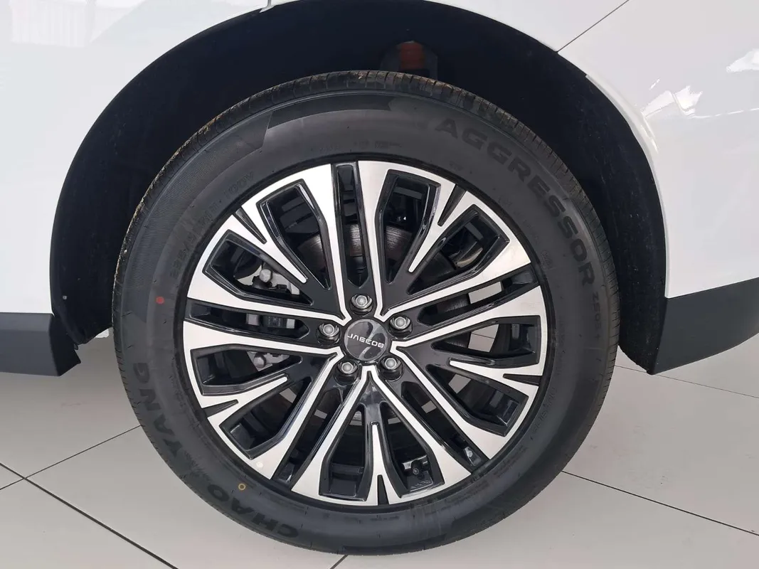 JAECOO J5 1.5T Vortex - Image 14