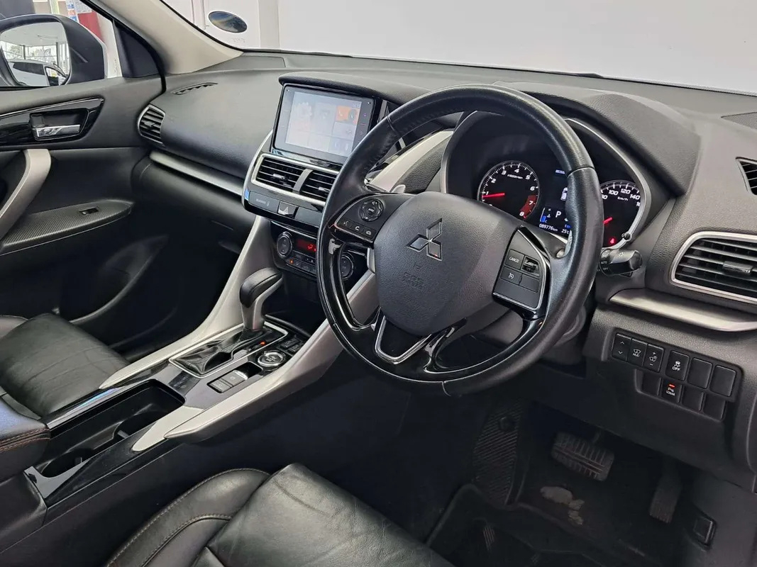 Mitsubishi Eclipse Cross 2.0 GLS CVT AWD - Image 7