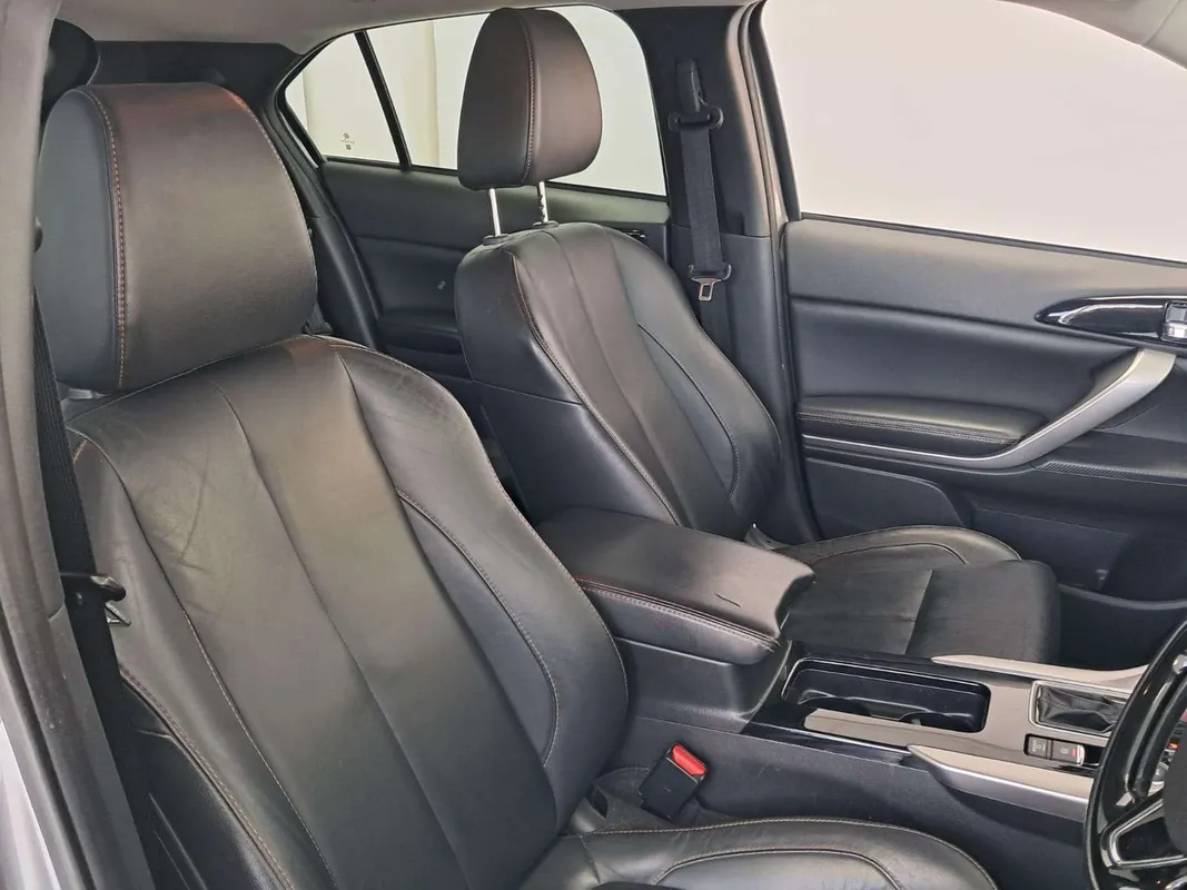 Mitsubishi Eclipse Cross 2.0 GLS CVT AWD - Image 10