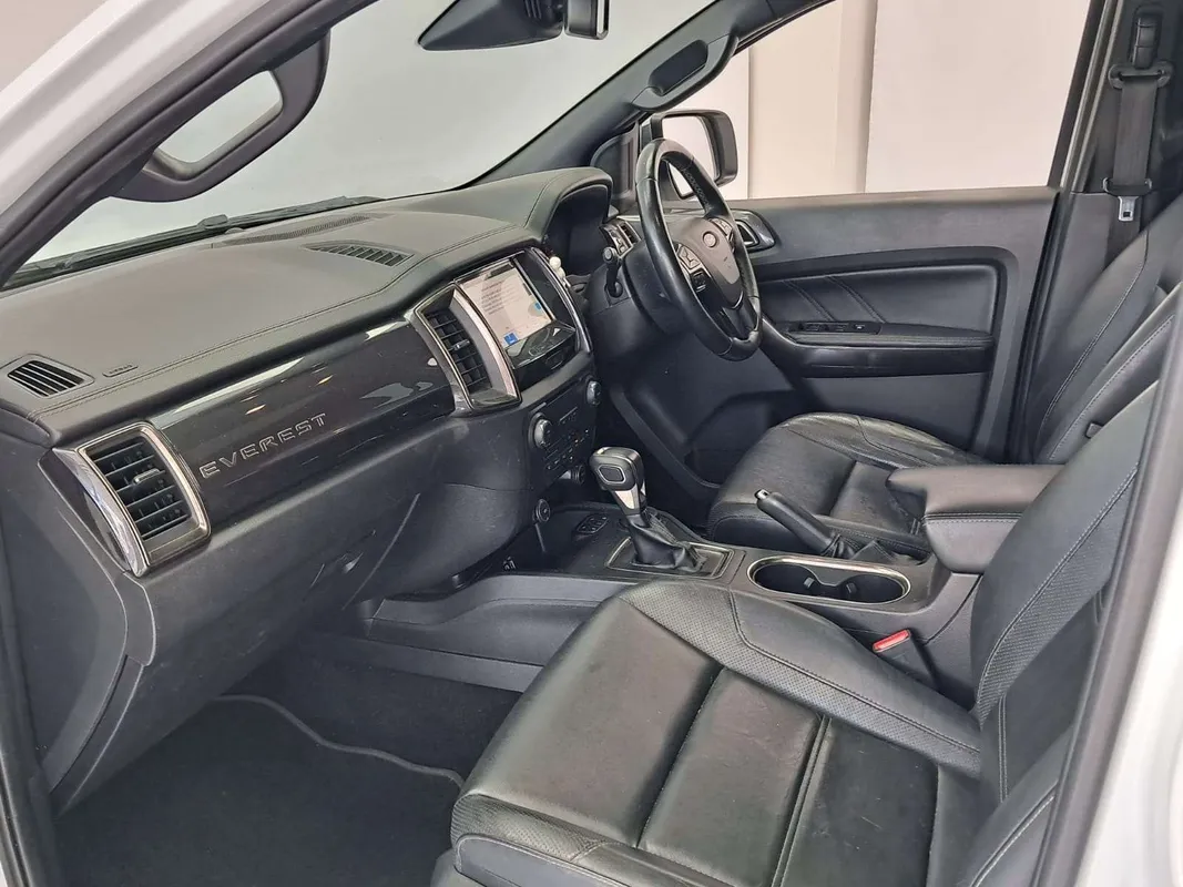 Ford Everest 2.0Bi-Turbo 4WD Limited - Image 8
