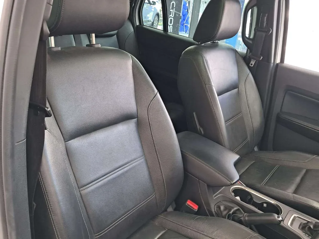 Ford Everest 2.0Bi-Turbo 4WD Limited - Image 10