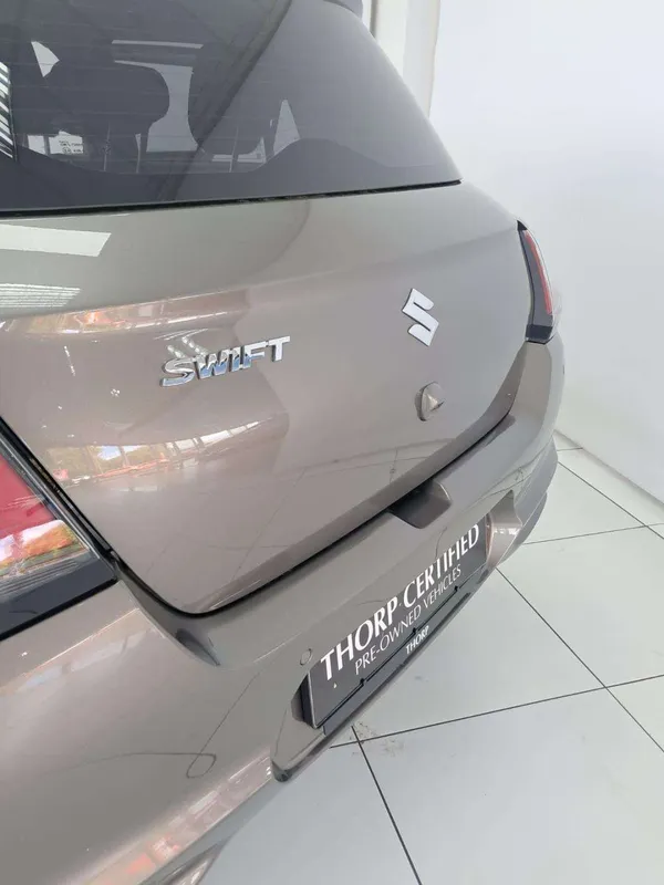Suzuki Swift 1.2 GL+ MT - Image 12