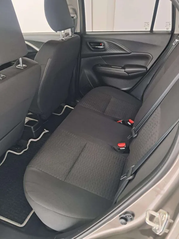 Suzuki Swift 1.2 GL+ MT - Image 8