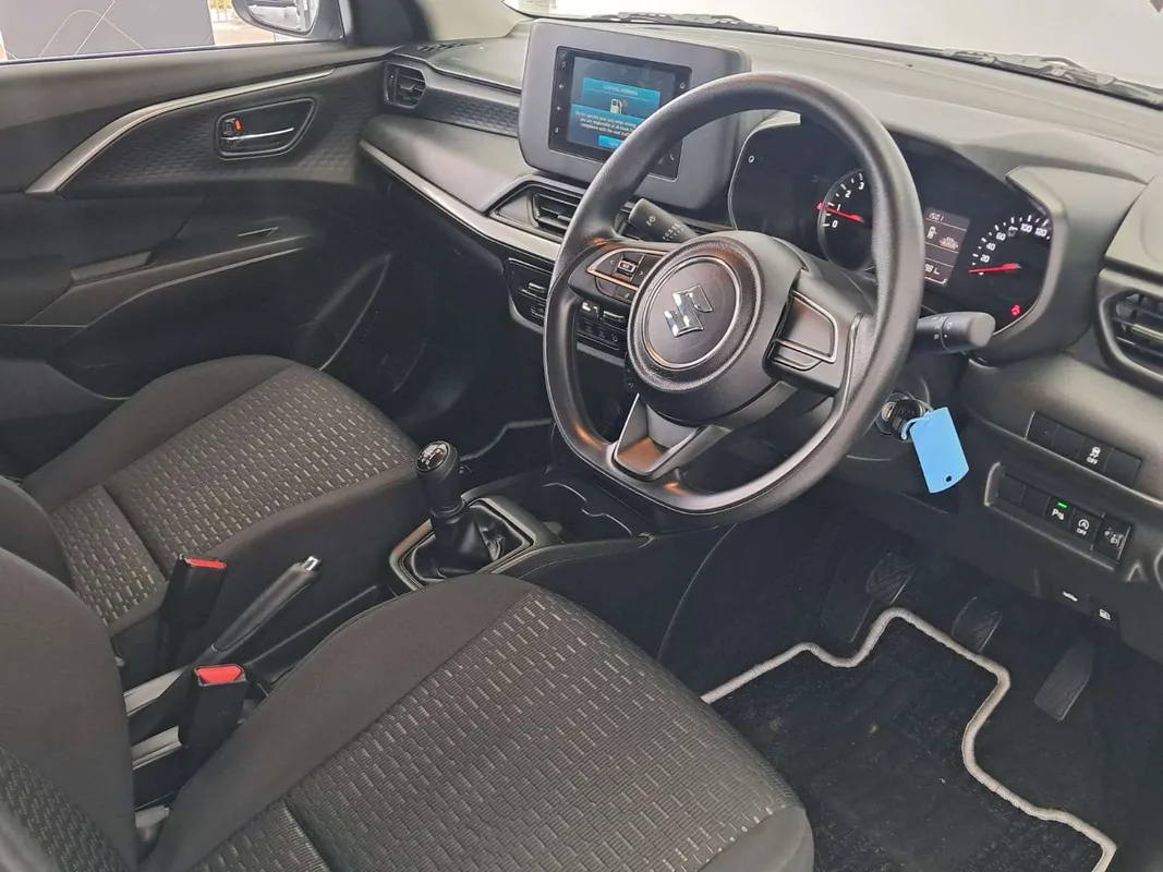 Suzuki Swift 1.2 GL+ MT - Image 9