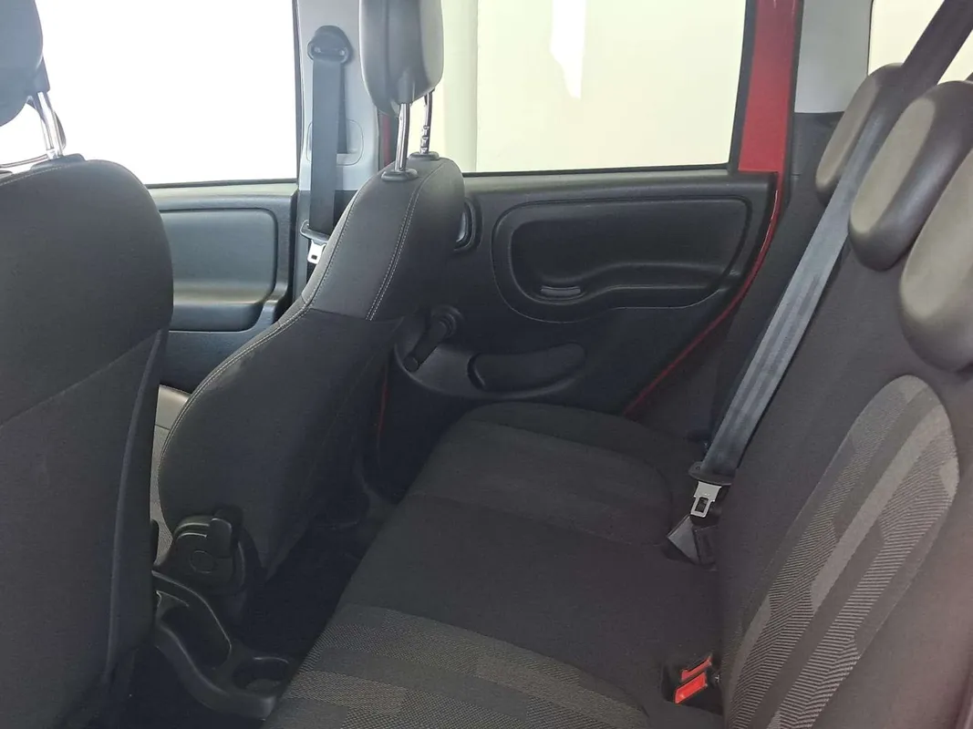 Fiat Panda 0.9 TwinAir 4x4 Cross - Image 10