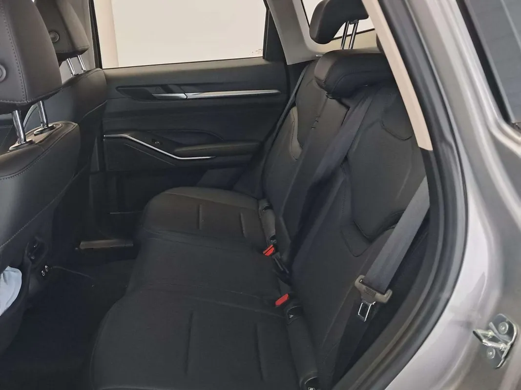 Haval H6 1.5T DHT Ultra Luxury (Hi-4) 4WD PHEV - Image 12