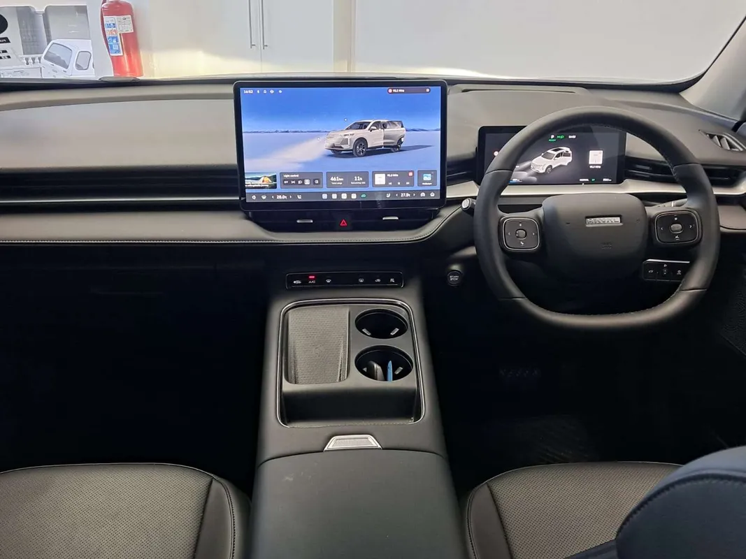 Haval H6 1.5T DHT Ultra Luxury (Hi-4) 4WD PHEV - Image 13