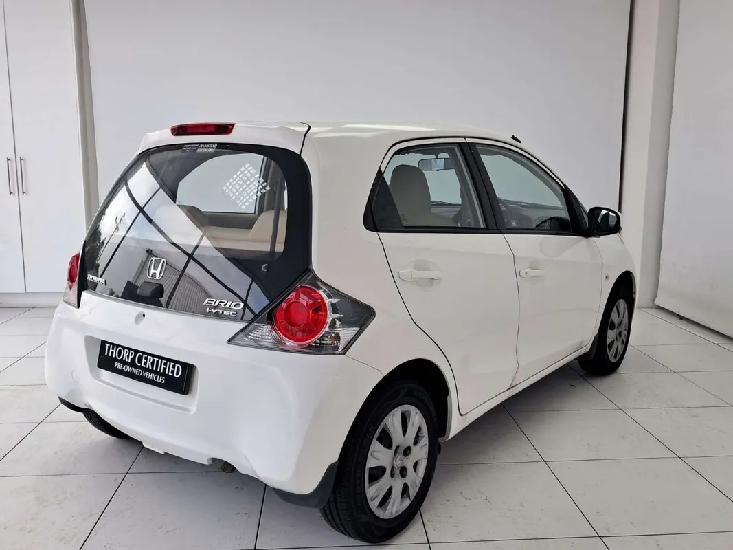 HONDA BRIO 1.2 COMFORT 5DR A/T - Image 4