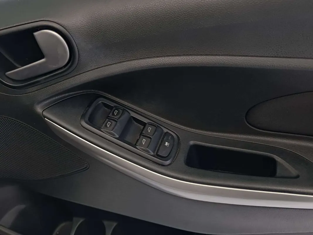 Ford Figo Freestyle 1.5Ti VCT Tend (5DR) - Image 13