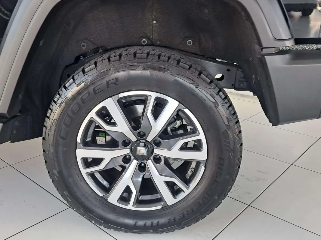 GWM Tank 300 2.4TD 9AT 4X4 Ultra Luxury - Image 16