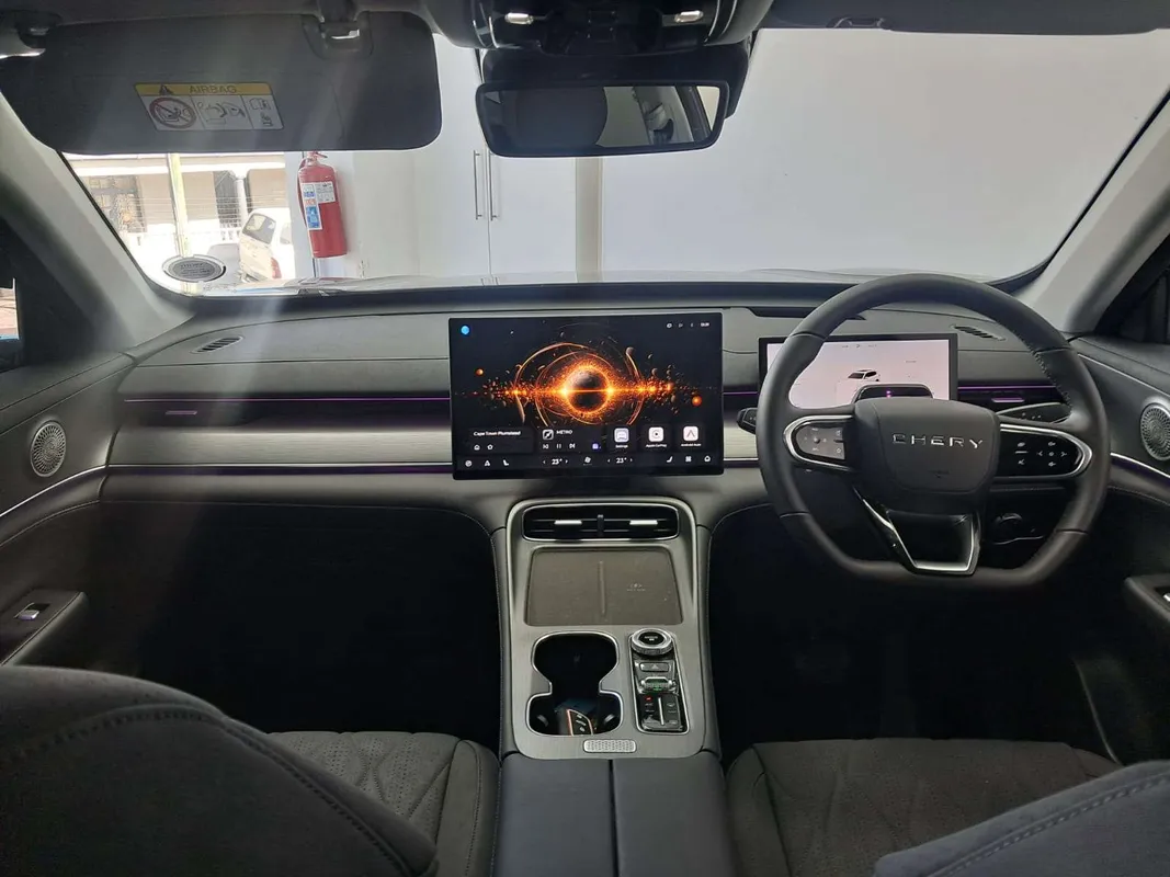 Chery Tiggo 8 1.5T CSH Apex DHT (PHEV) - Image 13
