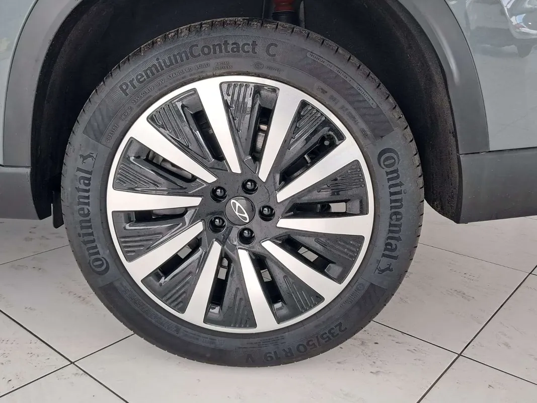 Chery Tiggo 8 1.5T CSH Apex DHT (PHEV) - Image 16