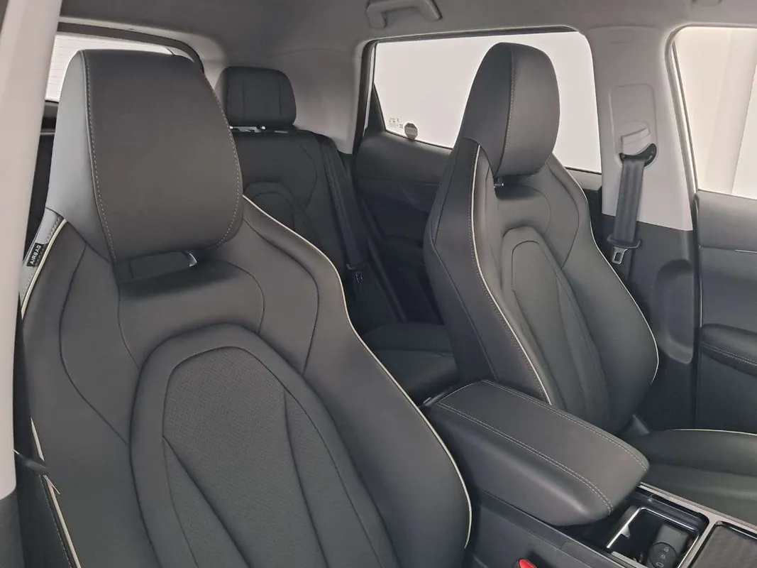 Chery Tiggo 4 Cross 1.5 LiT CVT - Image 8