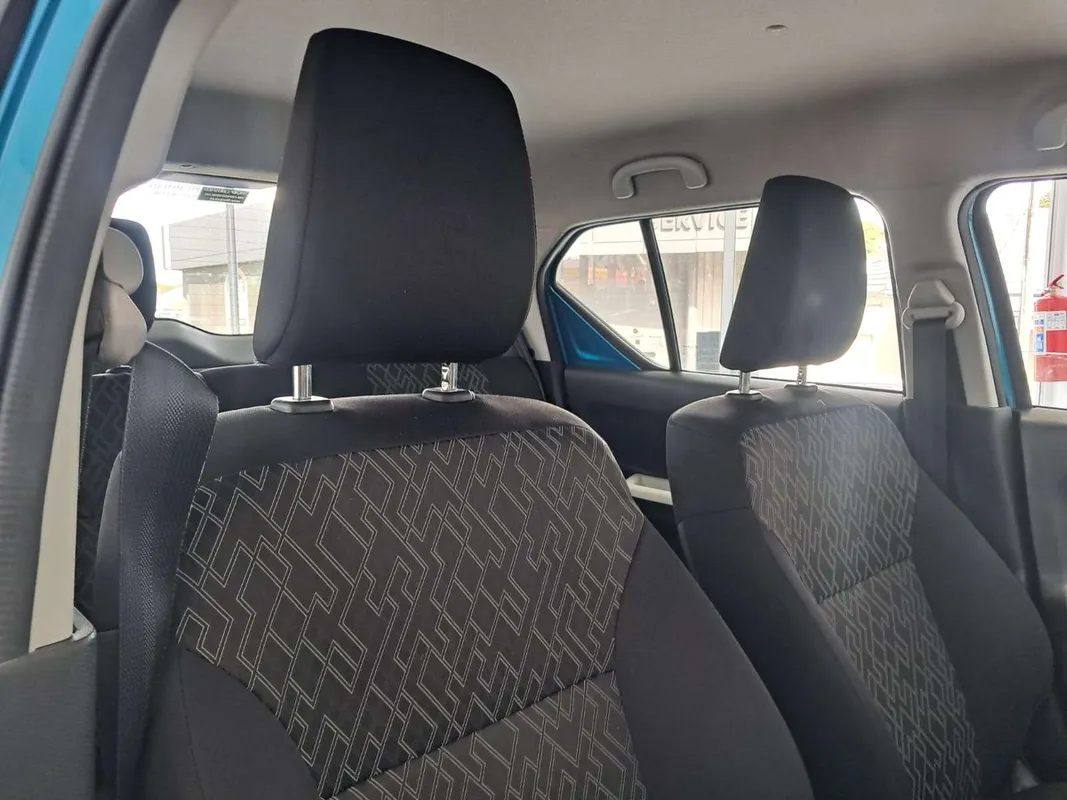 Suzuki Ignis 1.2 GLX MT - Image 9