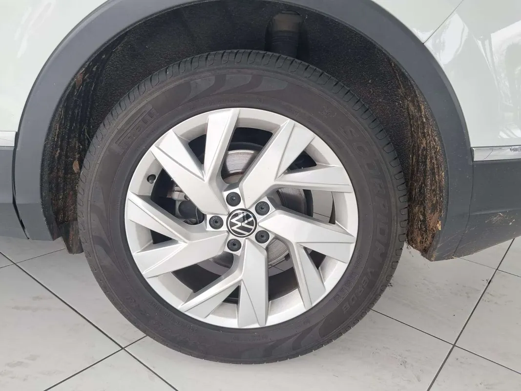 Volkswagen Tiguan 1.4 TSI Life DSG - Image 16