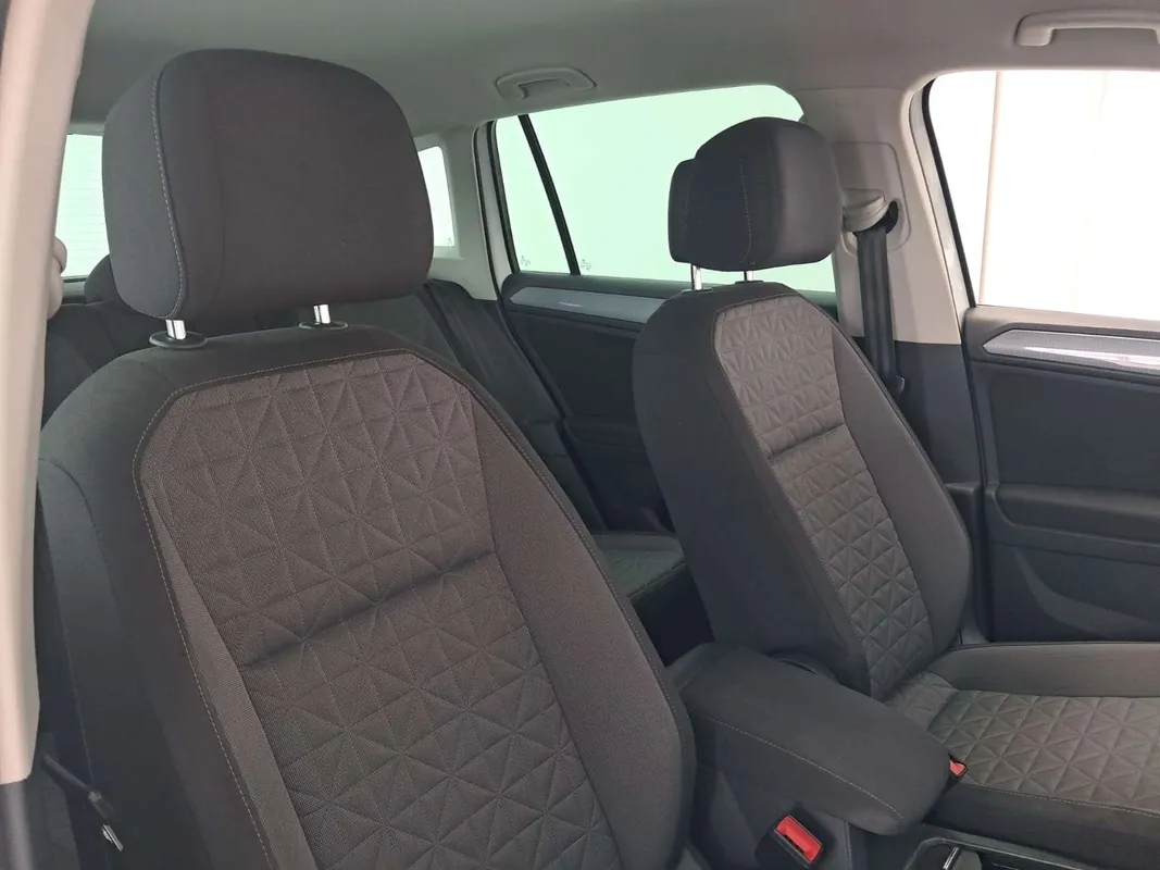 Volkswagen Tiguan 1.4 TSI Life DSG - Image 9