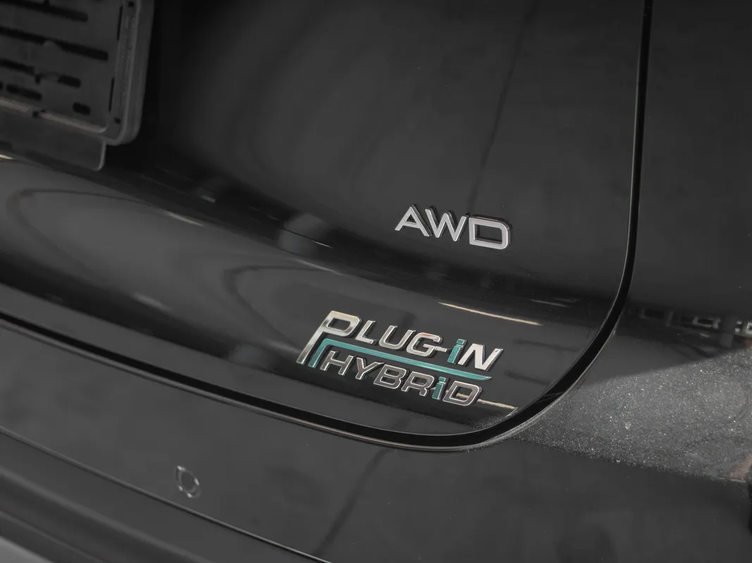 Chery Tiggo 9 1.5T CSH Vanguard AWD (PHEV) - Image 9