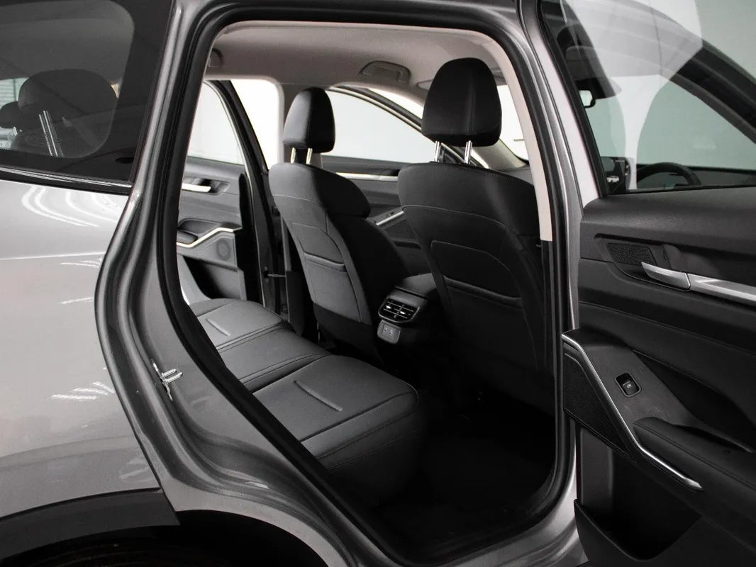 Haval H6 1.5T DHT Ultra Luxury 2WD PHEV - Image 11