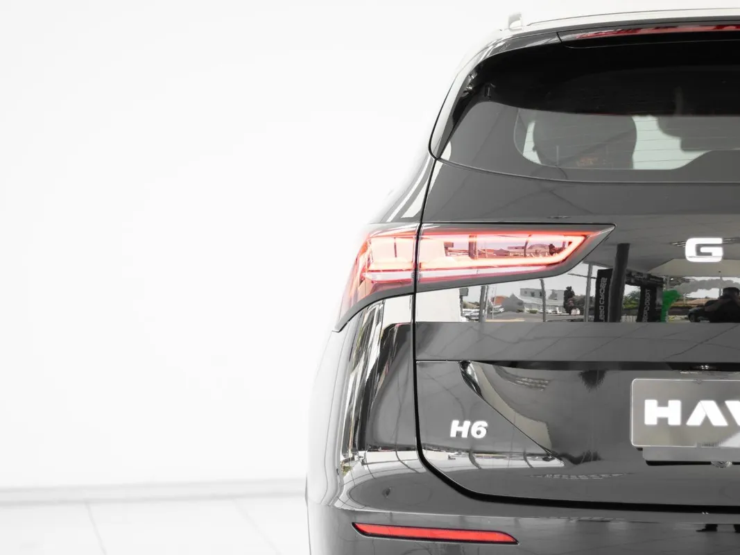 Haval H6 1.5T DHT Ultra Luxury (Hi-4) 4WD PHEV - Image 9