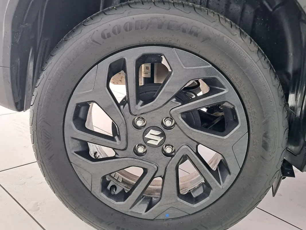 Suzuki Fronx 1.5 GL 5MT - Image 16